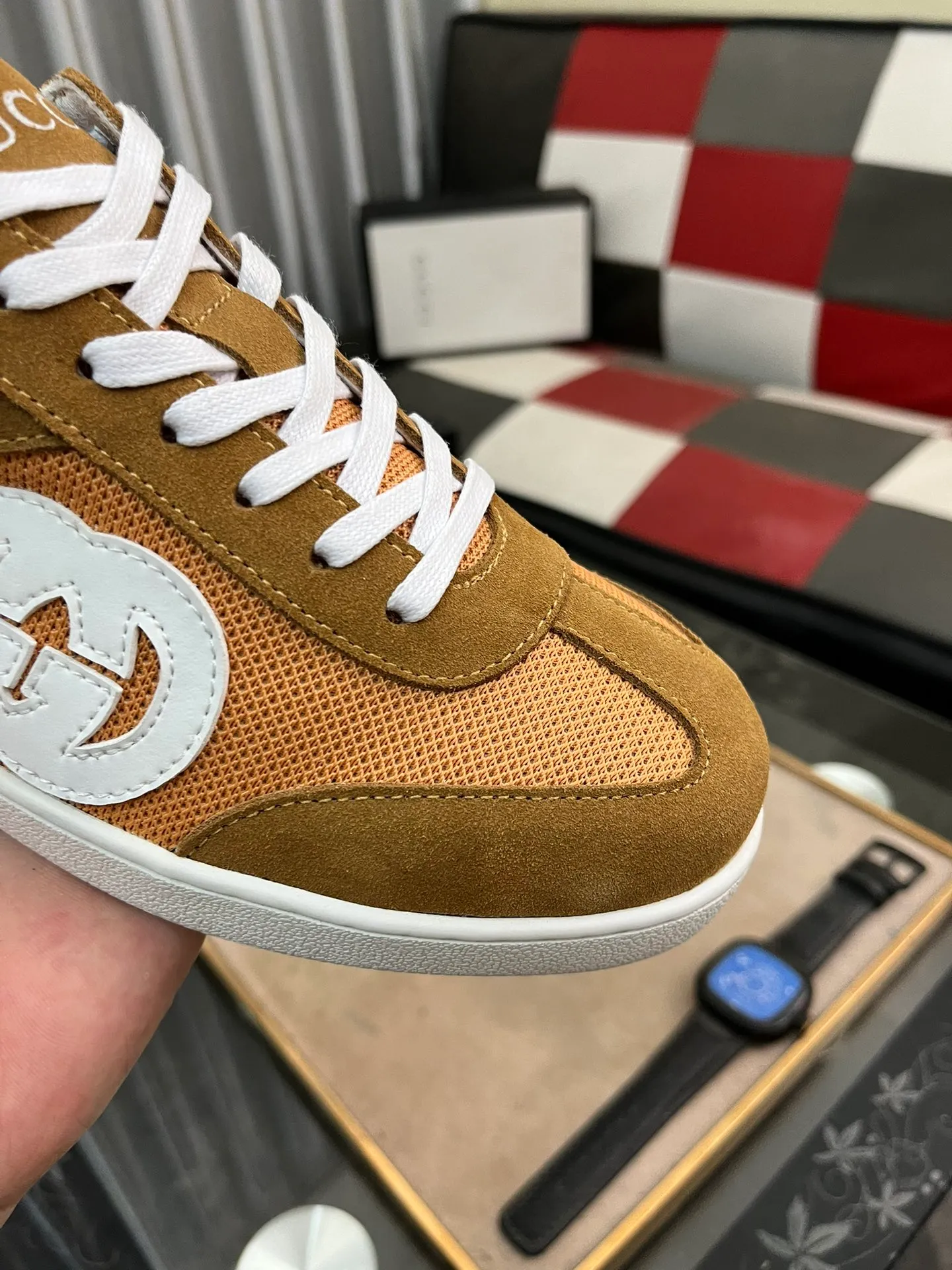 Men's shoes💰380⌚️⌚️[GUCCI] Gucci men's casual shoes are absolutely popular🔥The ultimate matching item for trendy men! The charm of super texture is irresistible, the main recommendation, the flower leather color is bright! The upper is made of high-quality cowhide + brand printed fabric, sheepskin feet, wear-resistant rubber sole, noble and elegant! Extremely comfortable🎁🎁You can be as handsome as you want💪 38-447️⃣colors available